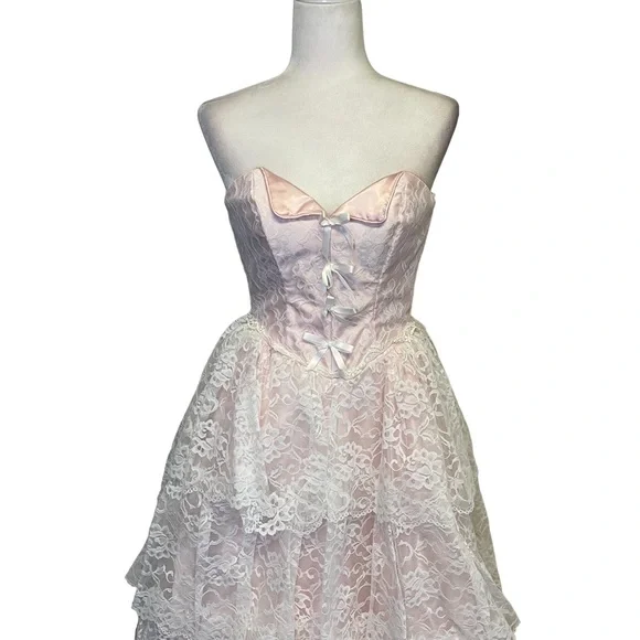 Vintage Flirtations Alfred Angelo Pink Cream Lace Strapless Dress Gloves - Picture 3 of 10